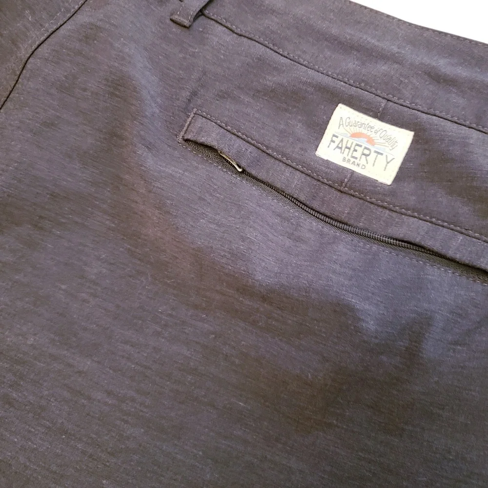 Faherty All Day Mens Navy Blue Hybrid Quick Dry Stretch Flat Front Shorts Sz 36